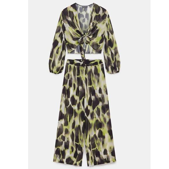 New MINT VELVET (2 Piece Set) Green Print Top And Trousers Set Women’s SIZE XS - Picture 1 of 14